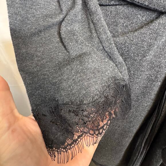 Victoria's Secret Wrap Robe M/L Charcoal Gray Lace Trim Belted - Picture 4 of 8